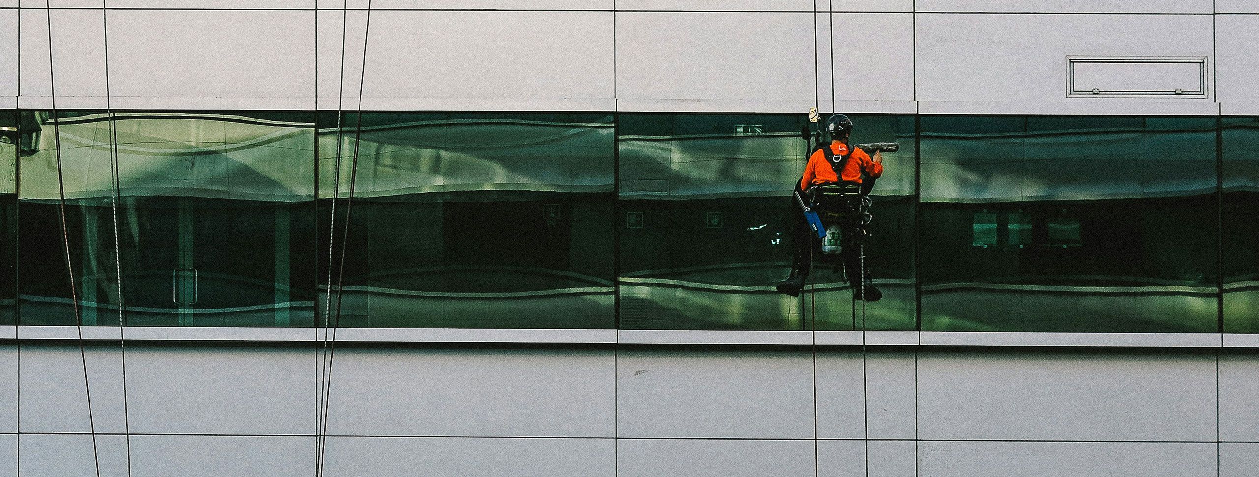 SupremeClean London - Abseiling & Rope Work