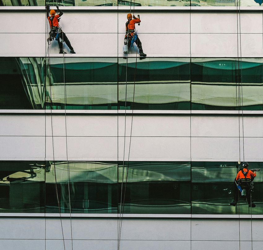 SupremeClean London - Abseiling & Rope Work
